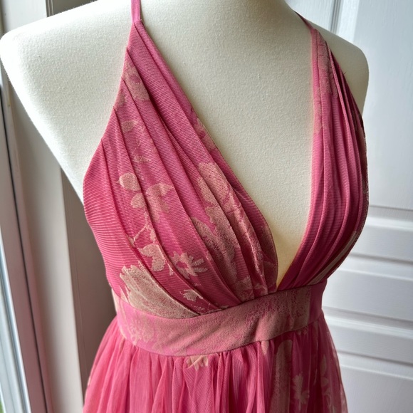 Pink Dress from Amber Lancaster - Picture 2 of 8